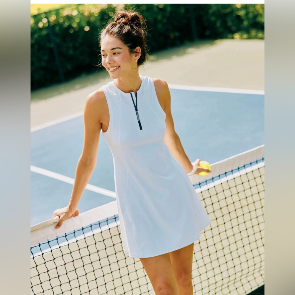 Southern tide women’s dress, France’s tennis/ performance, size medium
